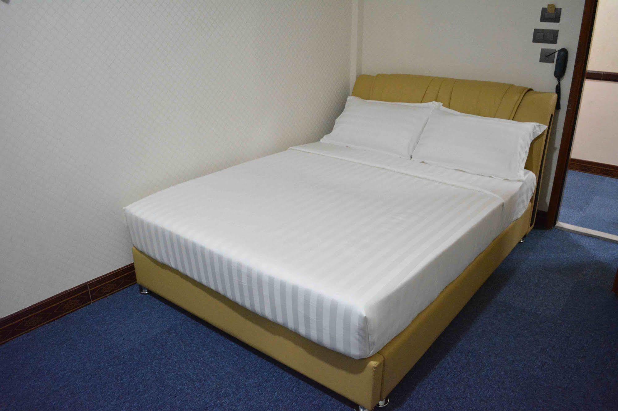 אנגלס 999 Hotel מראה חיצוני תמונה